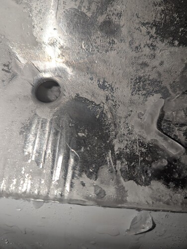 05 - Drain Hole